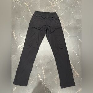 Lululemon Men’s Studio Pants Size M